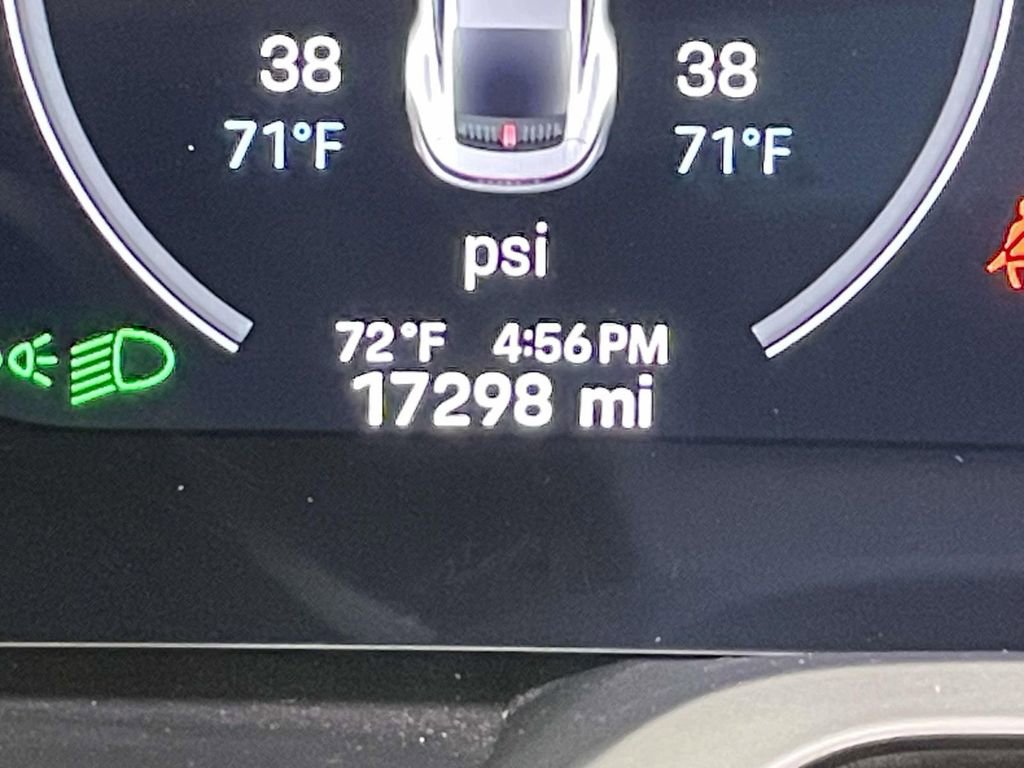 Certified 2025 Porsche 911 Carrera image 44