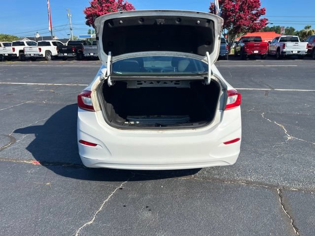 Used 2017 Chevrolet Cruze LS FWD image 26