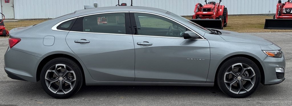 Used 2024 Chevrolet Malibu LT image 4
