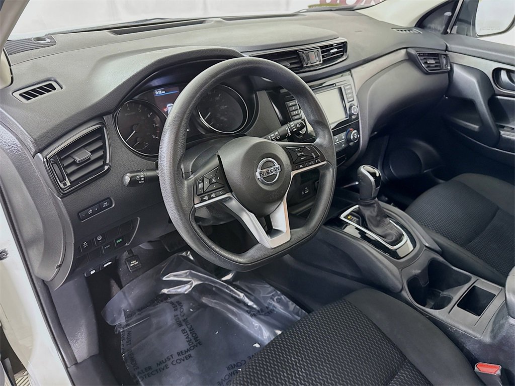 Certified 2021 Nissan Rogue Sport S image 17