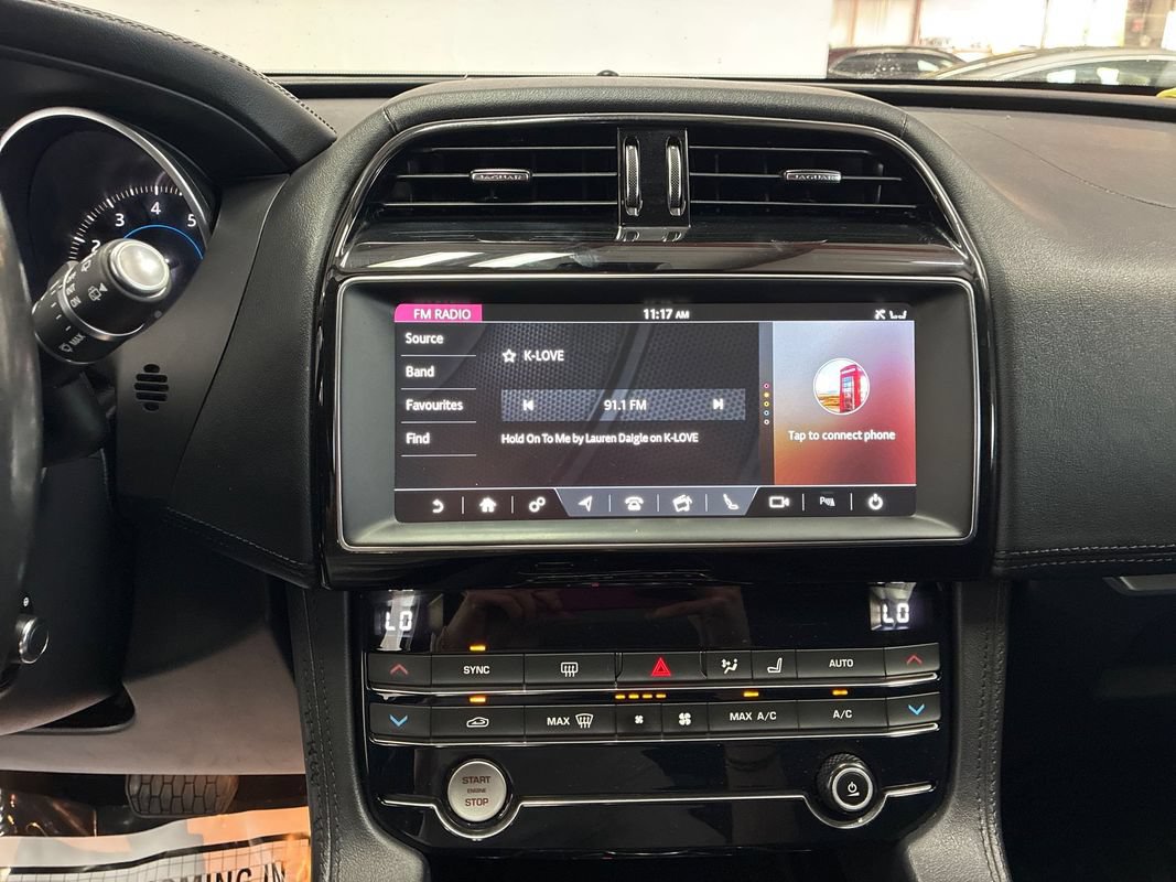 Used 2020 Jaguar F-PACE Prestige AWD/4WD image 15