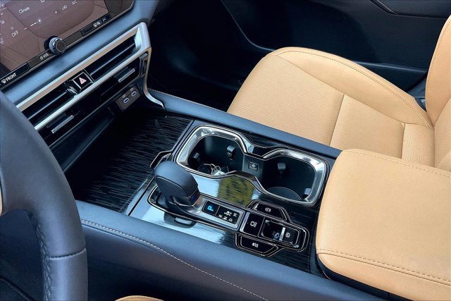 Used 2025 Lexus RX 350 FWD image 17