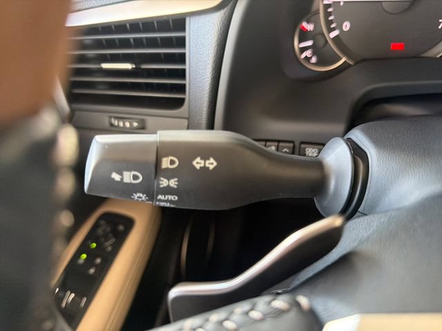 Used 2022 Lexus RX 350L Premium w/ Premium Package AWD/4WD image 21