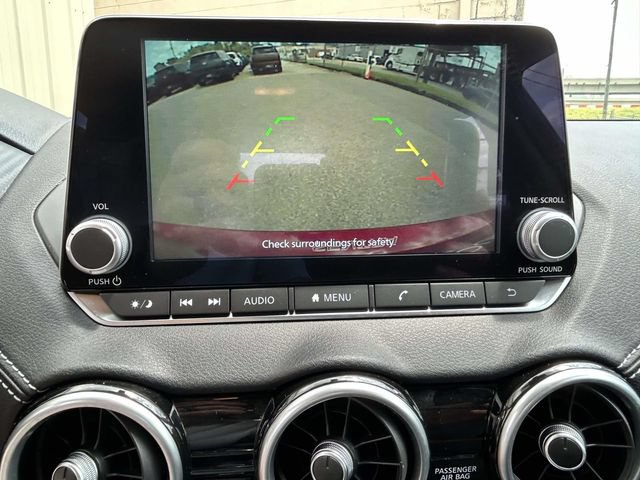 Used 2025 Nissan Sentra SV FWD image 16