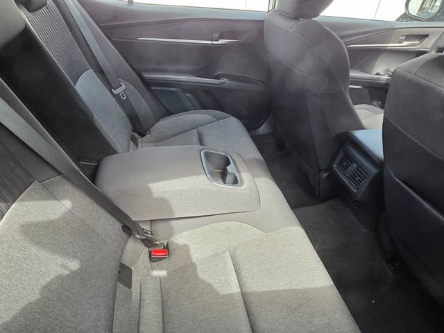 Used 2025 Toyota Camry LE image 7