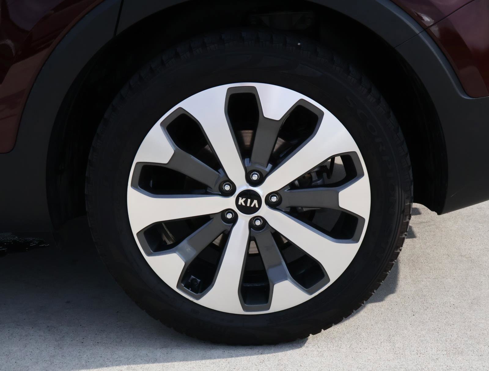 Used 2020 Kia Telluride EX w/ EX Premium Package image 8