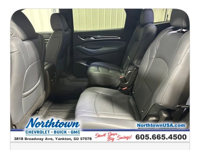 Used 2023 Buick Enclave Essence w/ Sport Touring Edition image 17