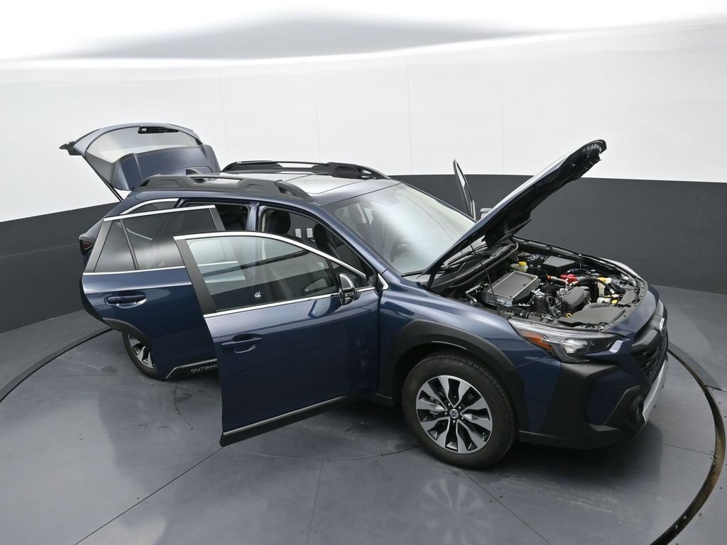 Used 2025 Subaru Outback Limited XT image 37