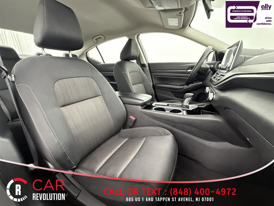 Used 2024 Nissan Altima 2.5 SV FWD image 49