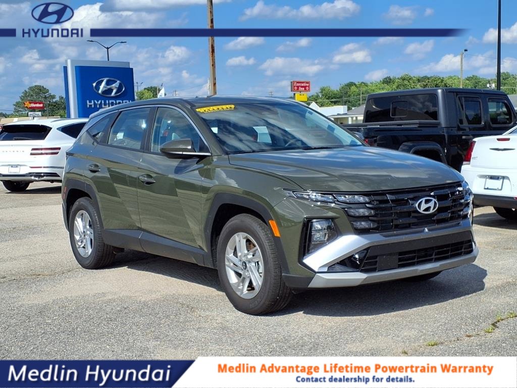 Used 2025 Hyundai Tucson SE
