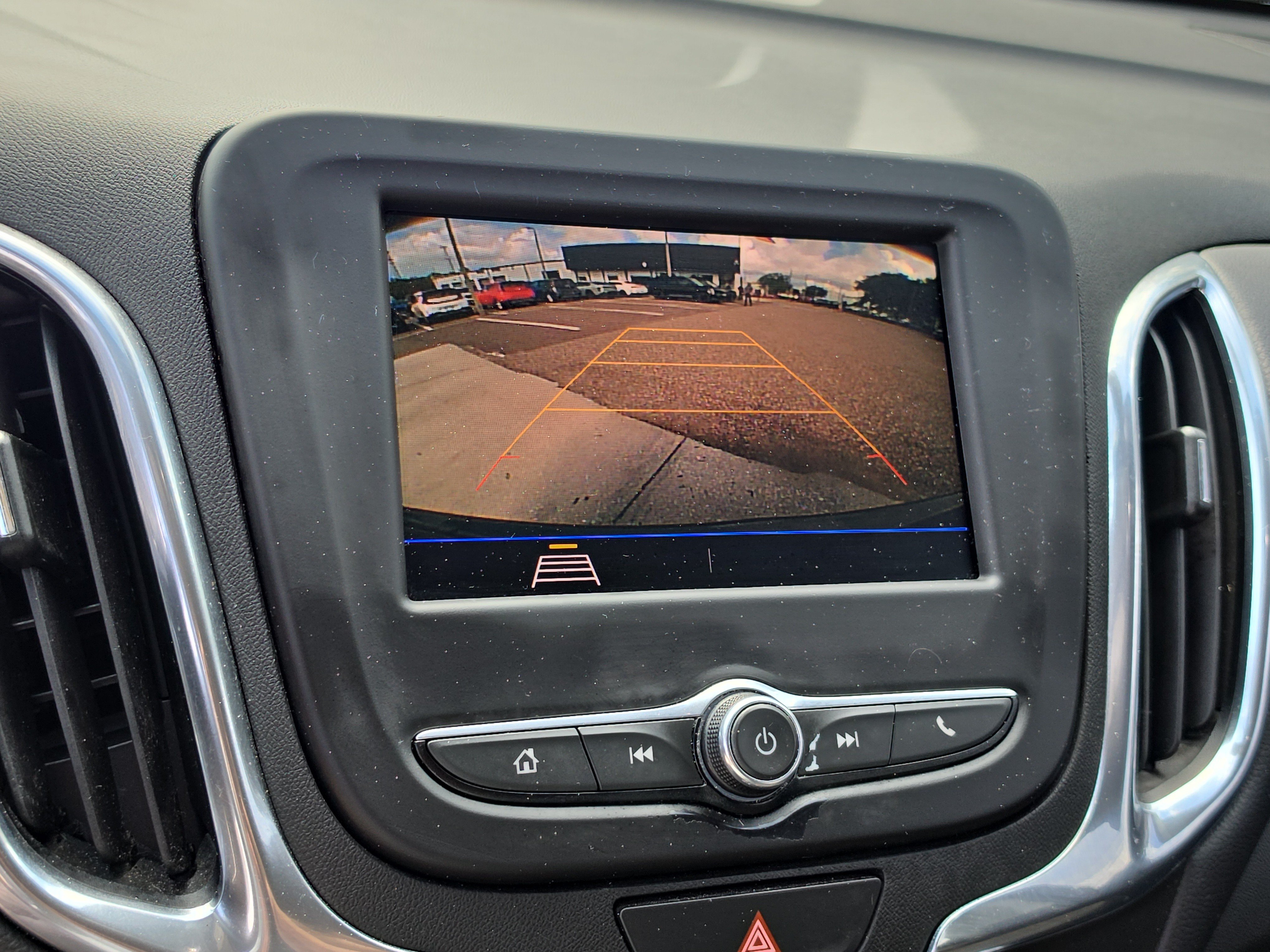 Used 2021 Chevrolet Equinox LT FWD image 24