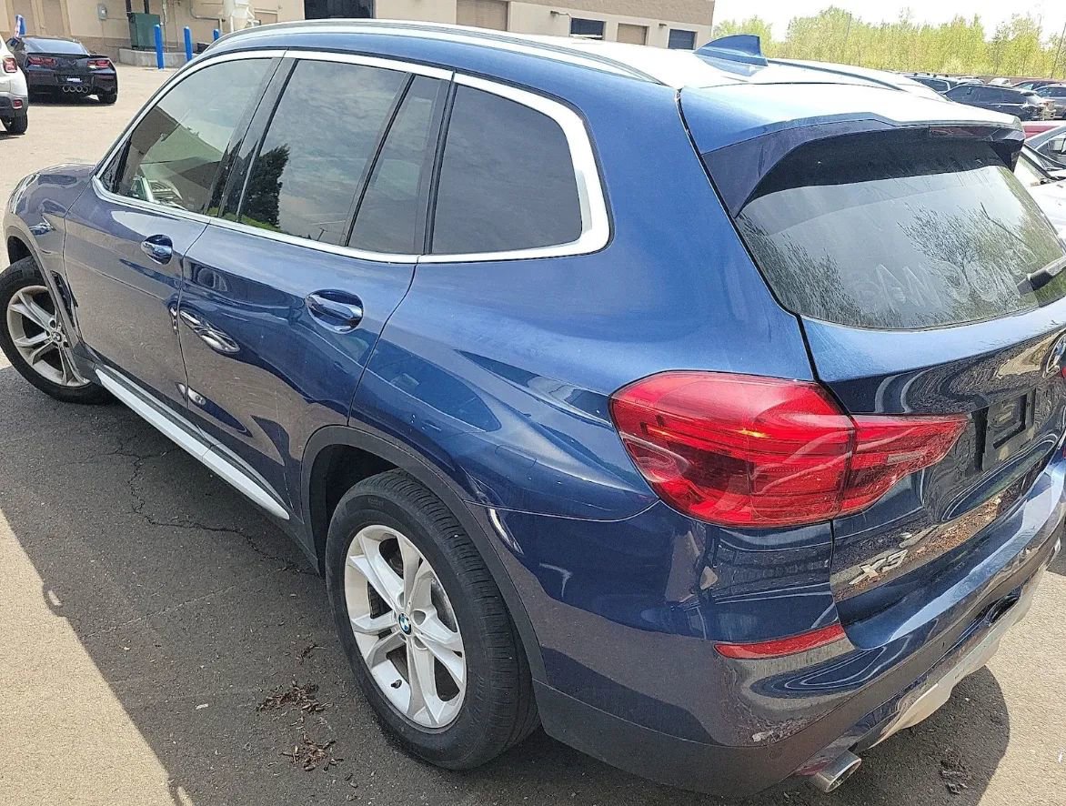 Used 2019 BMW X3 sDrive30i image 3