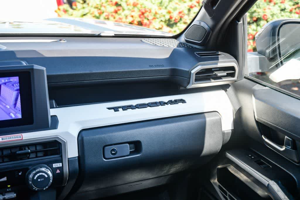 Used 2024 Toyota Tacoma TRD Off-Road w/ TRD Off Road Upgrade Package AWD/4WD image 18