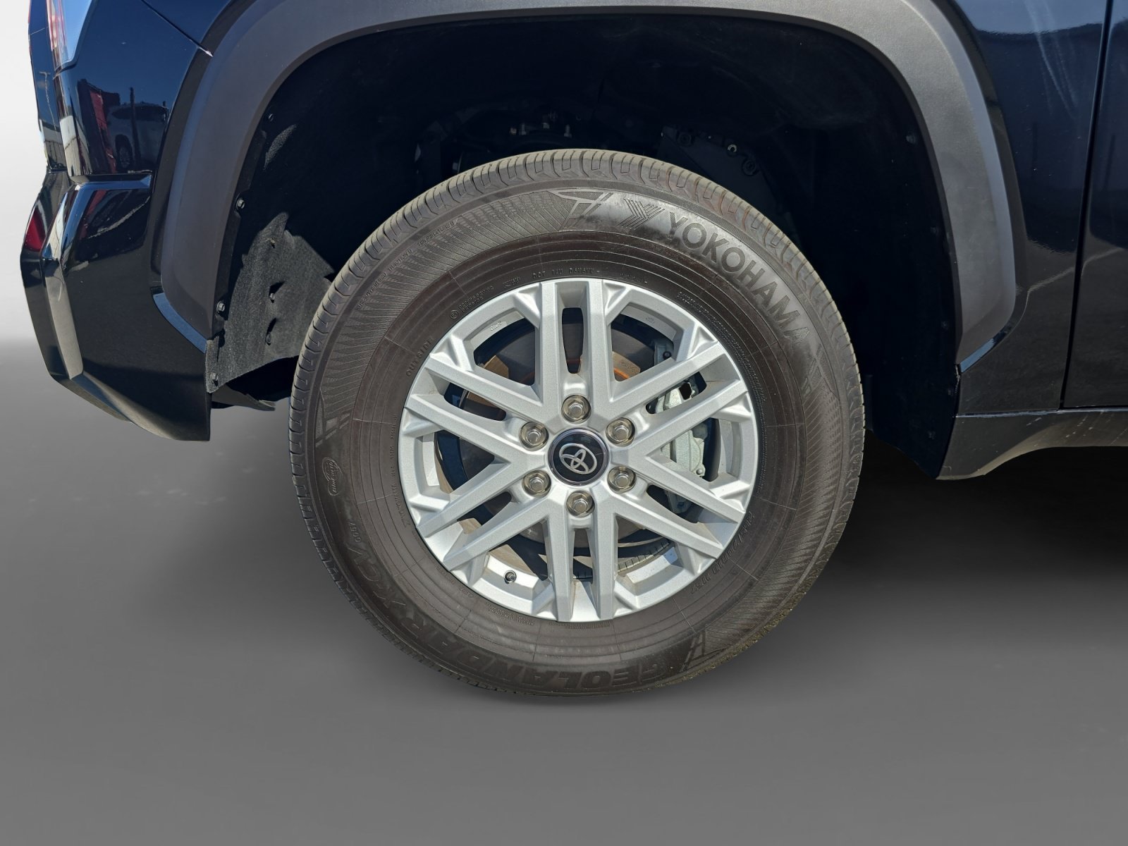 Used 2025 Toyota Tundra SR5 AWD/4WD image 14