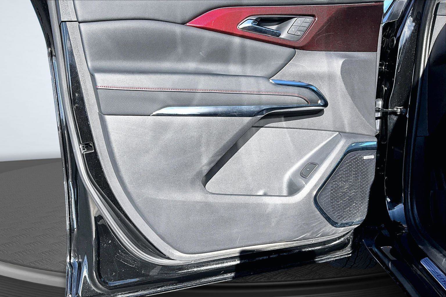 Used 2024 Chevrolet Traverse RS w/ LPO, Floor Liner Package image 24