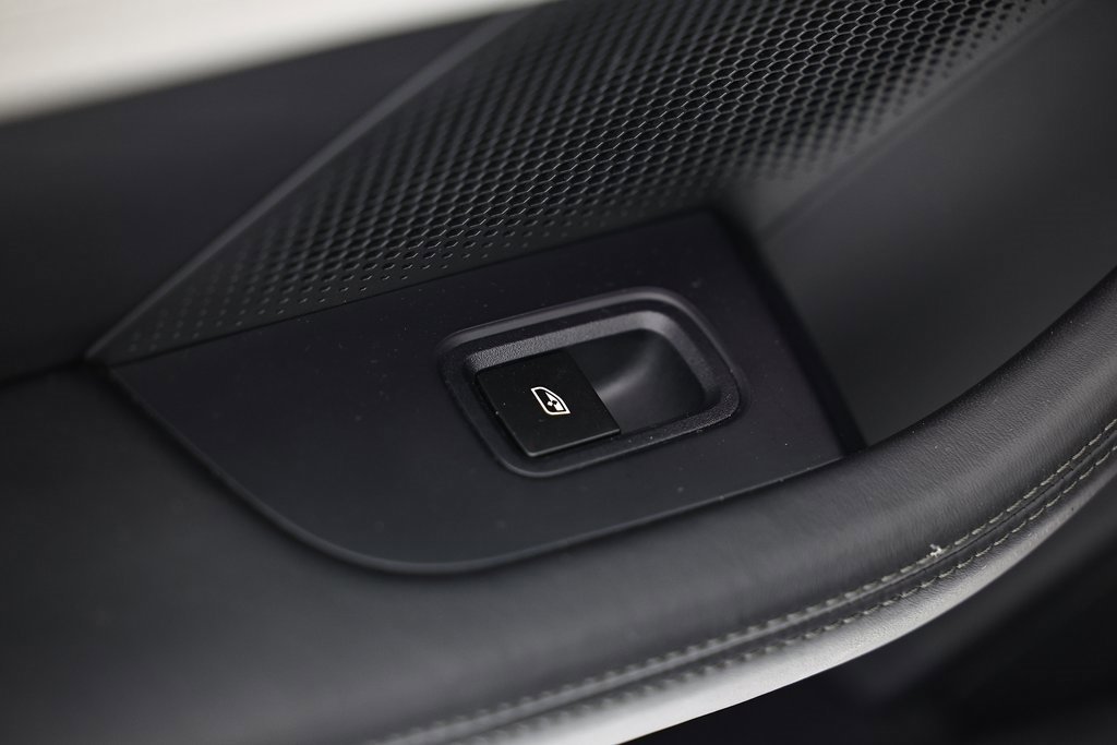 Certified 2024 Porsche Taycan image 25