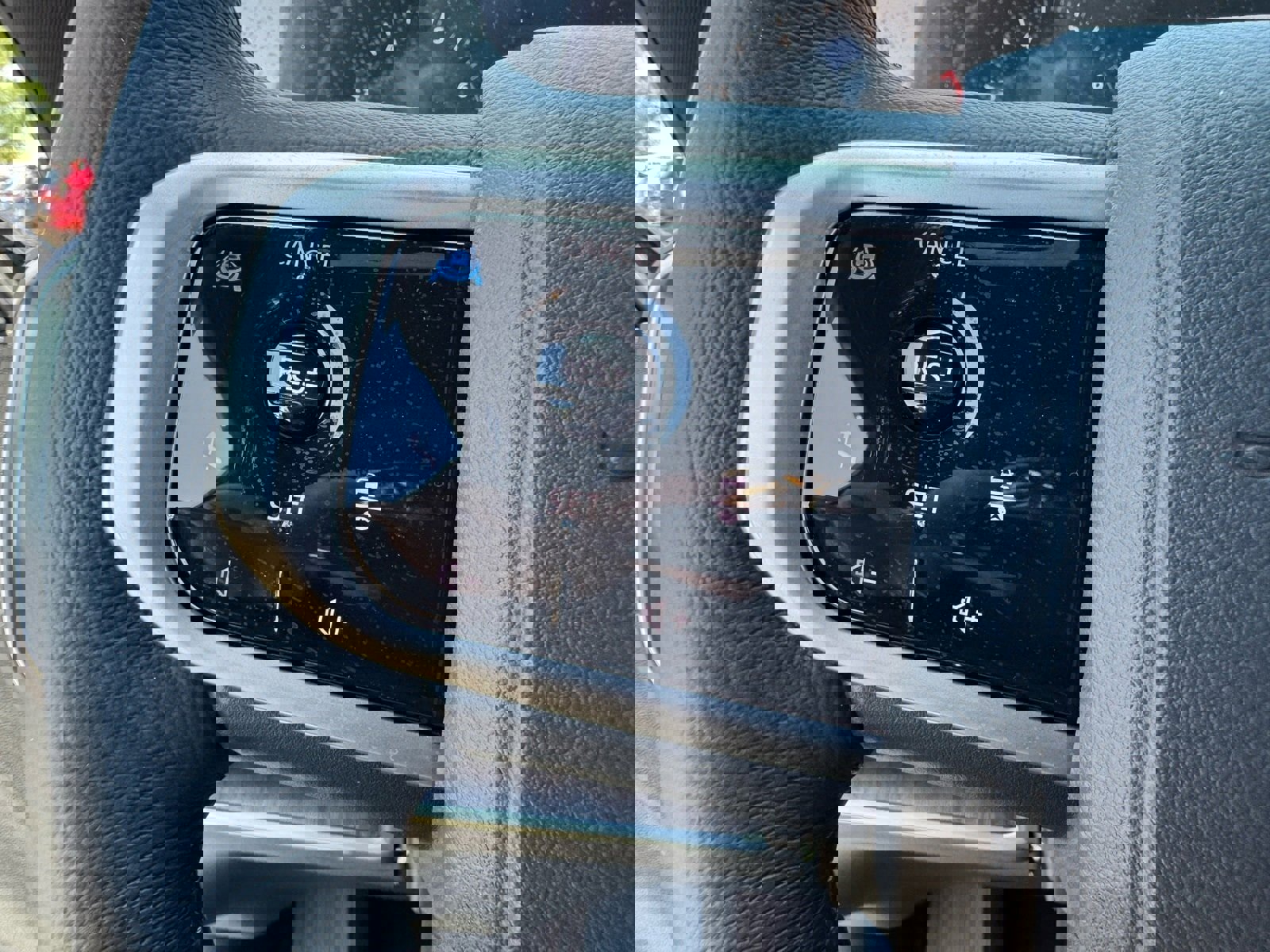 New 2025 Nissan Armada SL w/ Captain's Chari Seat Package image 15