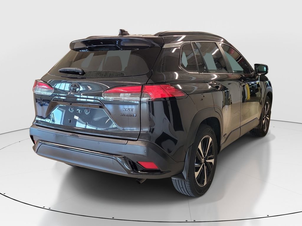 Used 2024 Toyota Corolla Cross XSE w/ Convenience Package AWD/4WD image 7