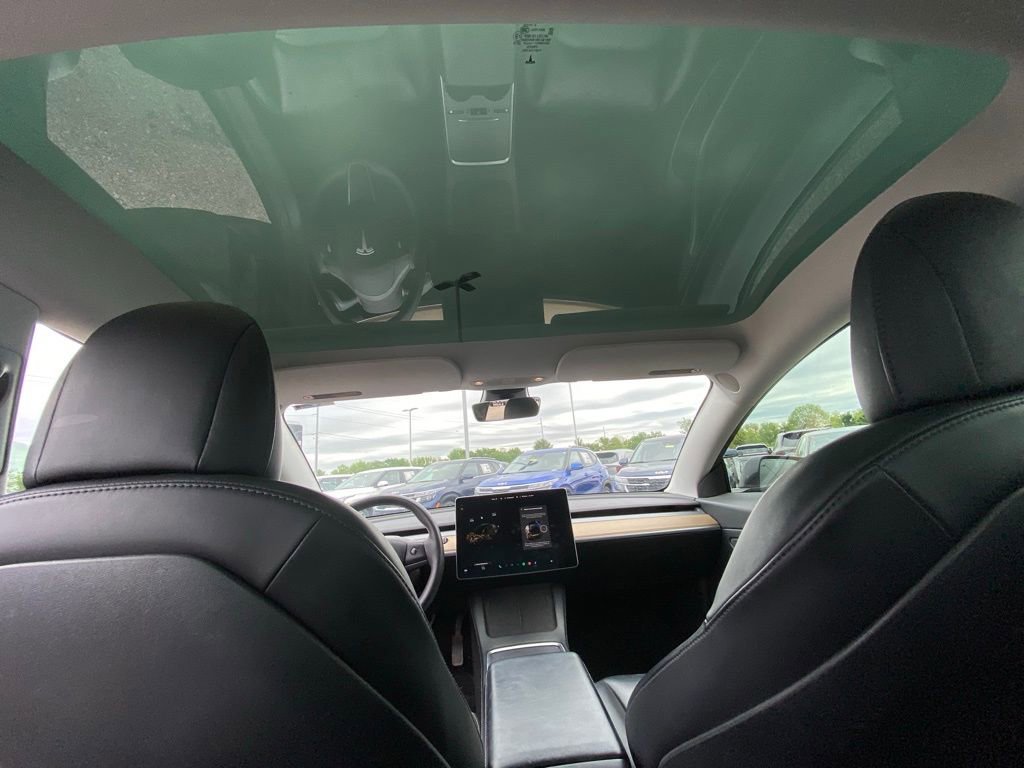 Used 2021 Tesla Model 3 Standard Range Plus RWD image 16