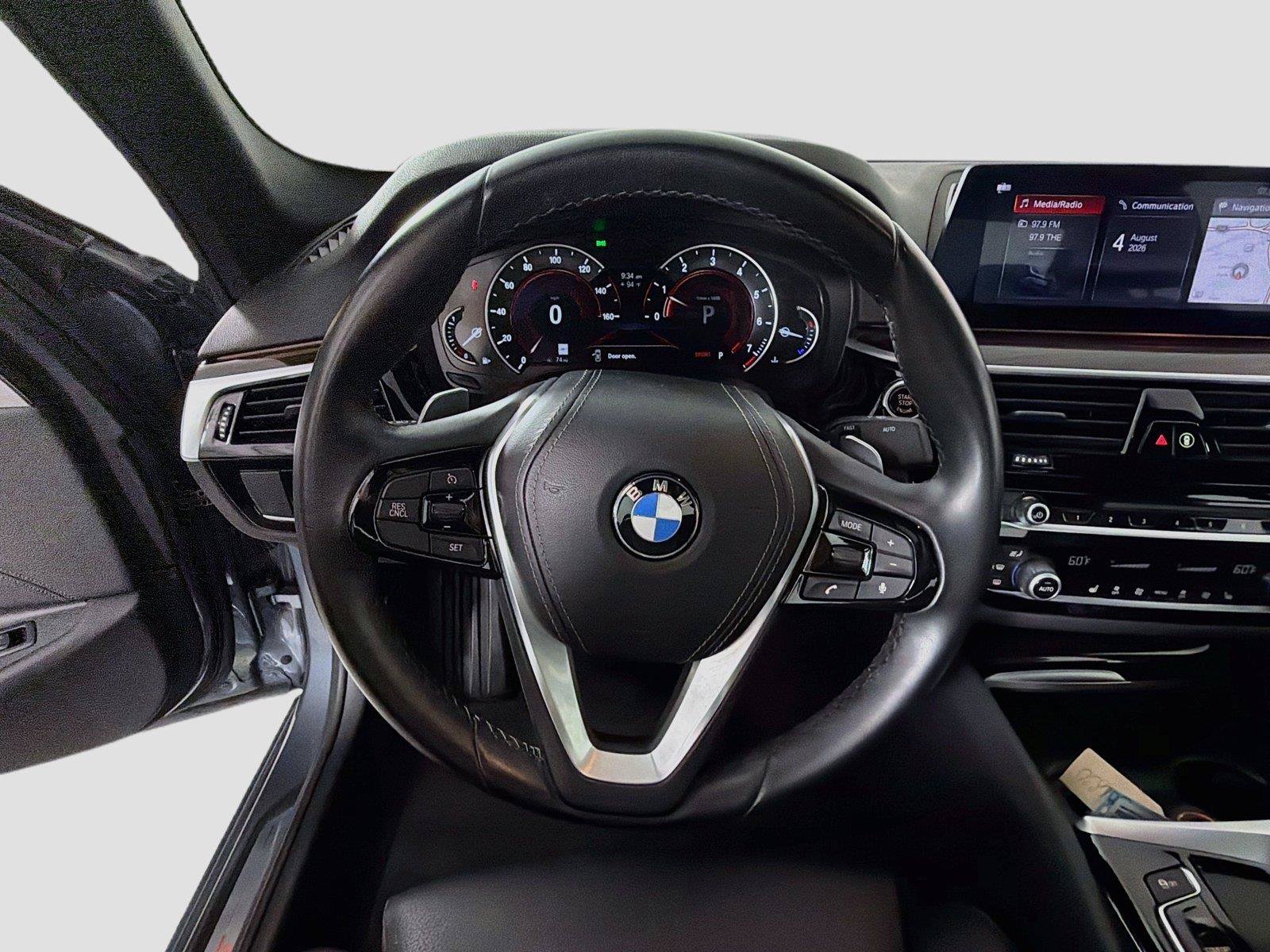 Used 2019 BMW 530i w/ Convenience Package RWD image 11