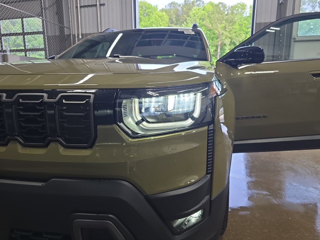 New 2026 Jeep Cherokee Limited AWD/4WD image 32