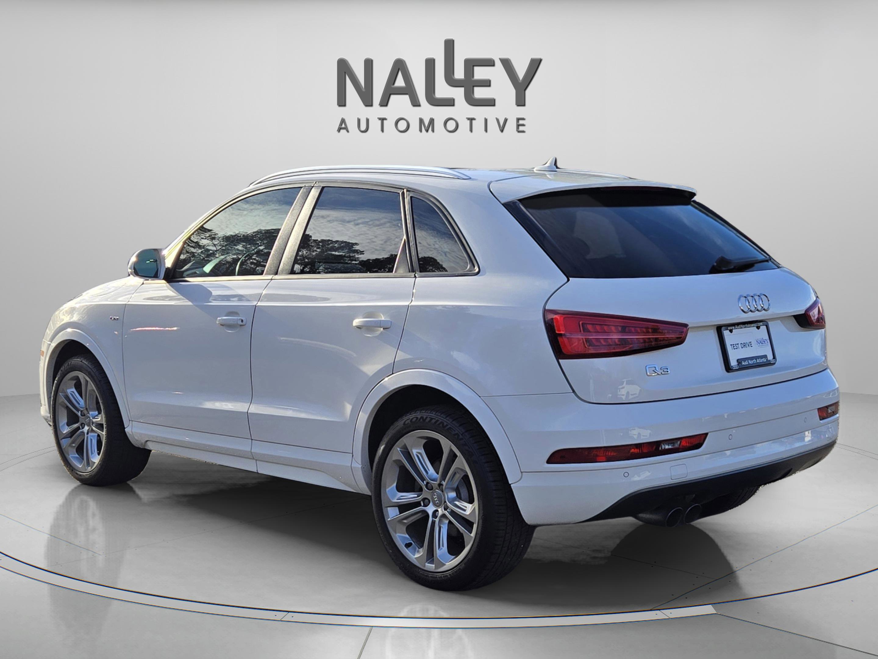 Used 2018 Audi Q3 2.0T Premium w/ Convenience Package image 3