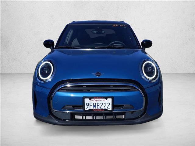 Used 2023 MINI Cooper 2-Door Hardtop w/ Signature Upholstery Package FWD image 2