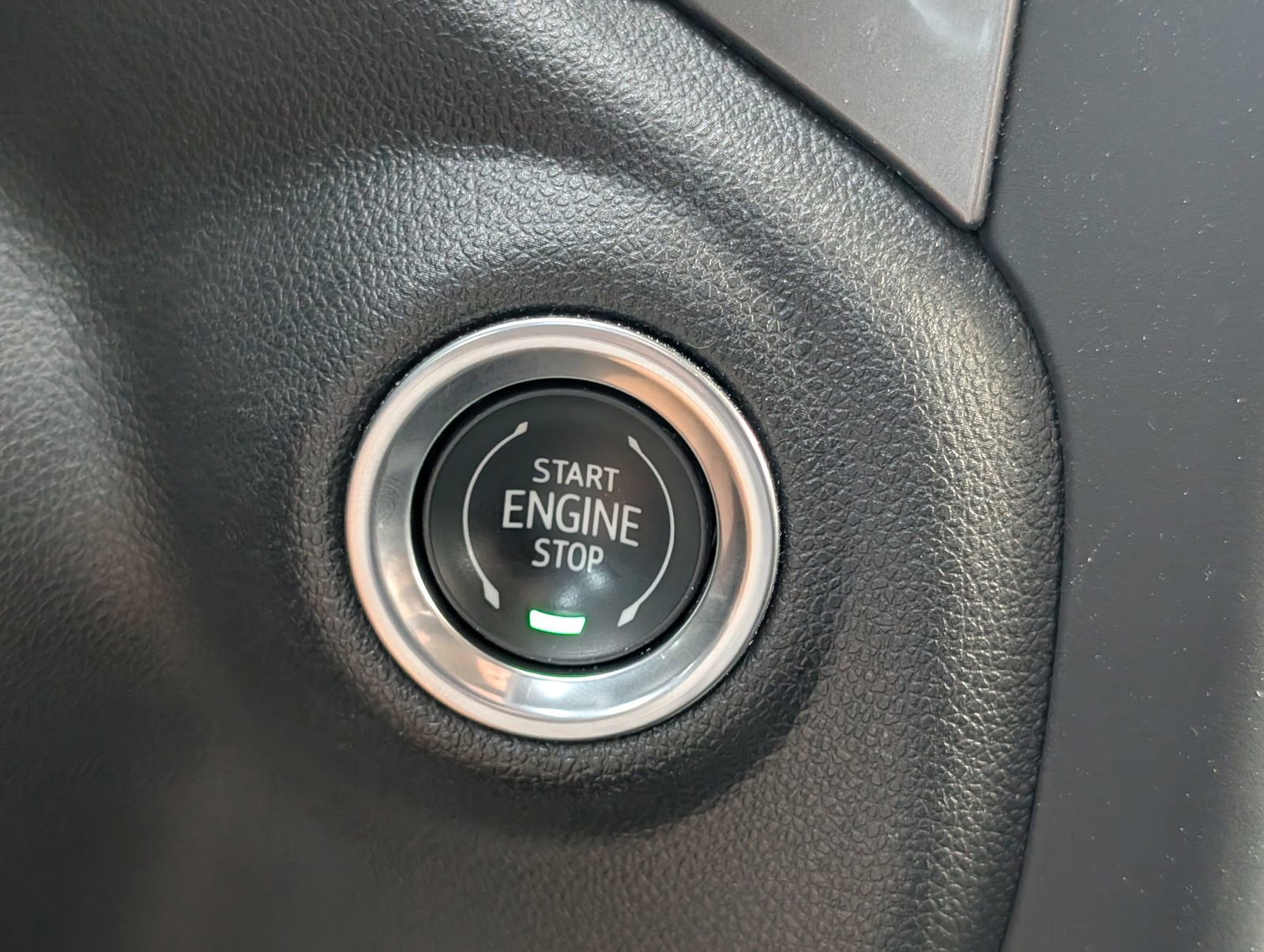 Used 2023 Chevrolet Silverado 1500 Custom image 16