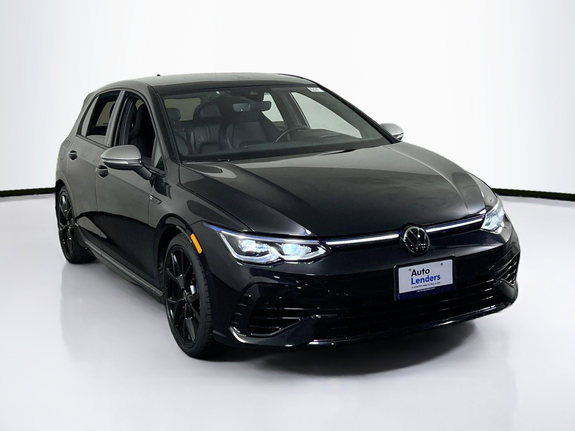 Used 2024 Volkswagen Golf R image 3