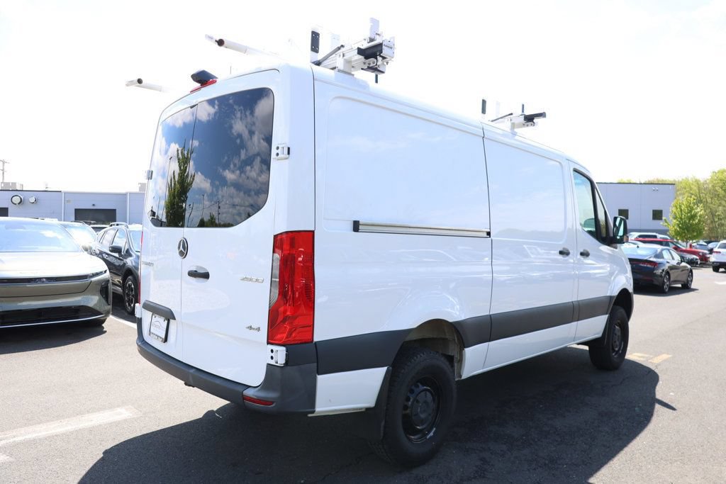 Used 2022 Mercedes-Benz Sprinter 2500 image 5