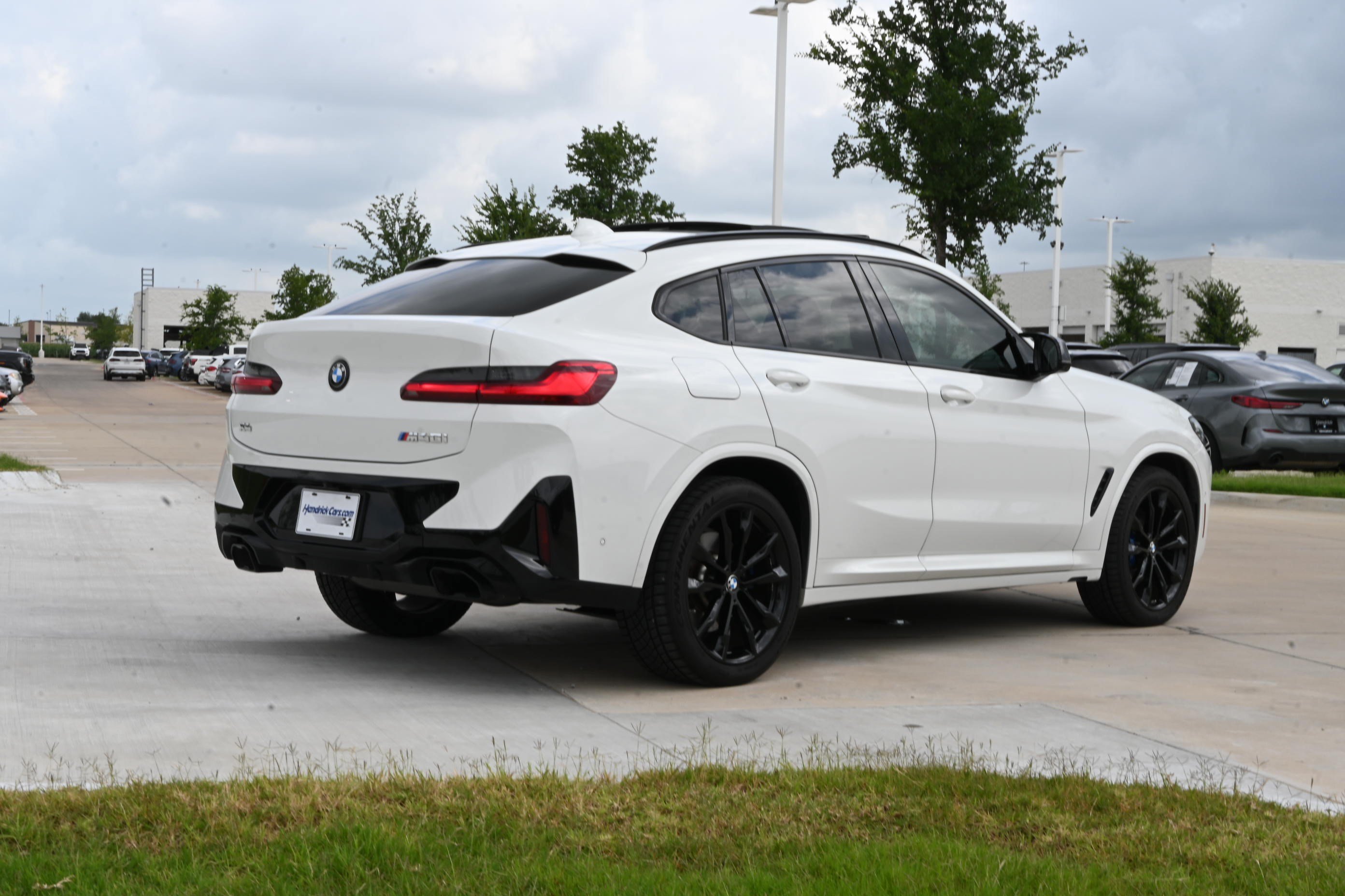 Used 2022 BMW X4 M40i w/ Premium Package AWD/4WD image 9