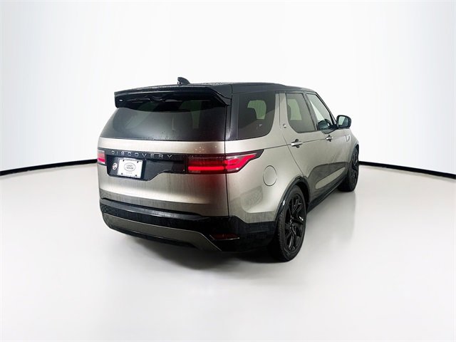 Used 2024 Land Rover Discovery Dynamic SE image 5