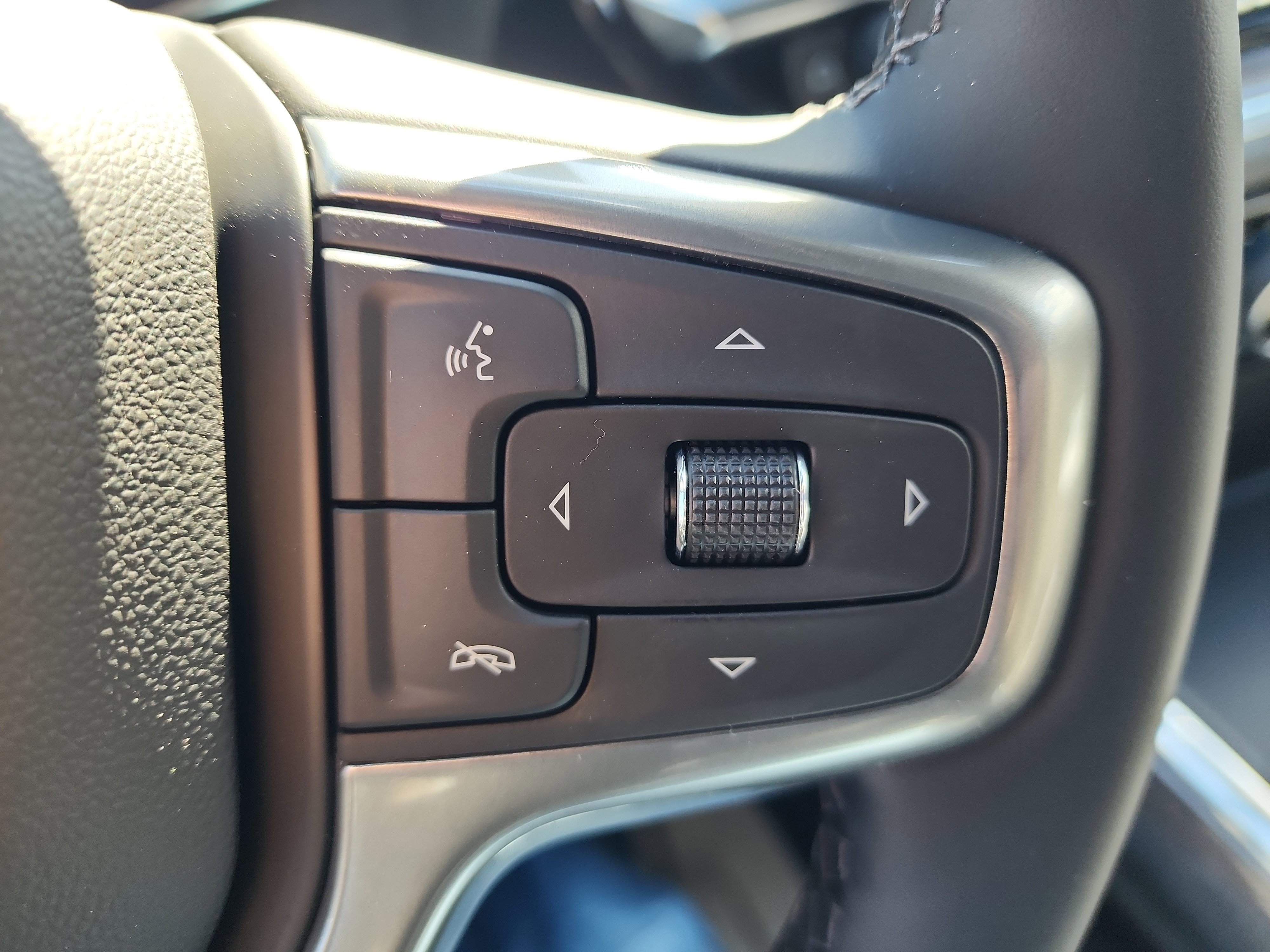 New 2026 Chevrolet Silverado 2500 LTZ w/ LTZ Convenience Package image 20