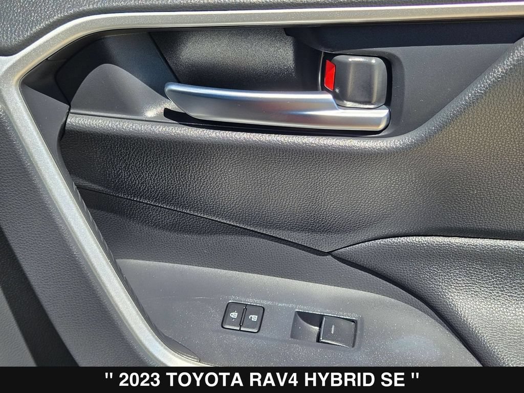 Used 2023 Toyota RAV4 SE AWD/4WD image 31
