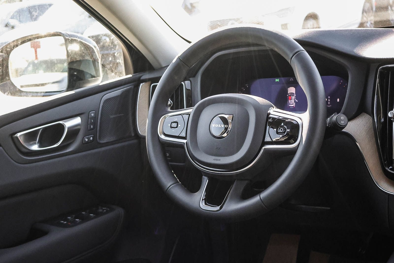 New 2026 Volvo XC60 B5 Plus w/ Climate Package AWD/4WD image 23