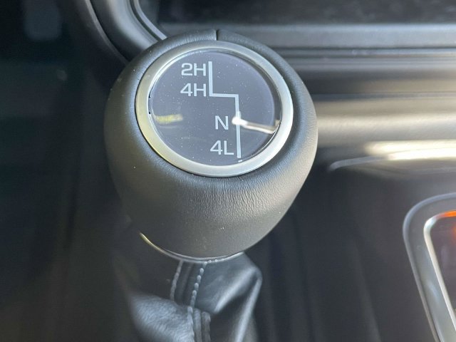 New 2027 Jeep Wrangler Unlimited Sahara AWD/4WD image 33