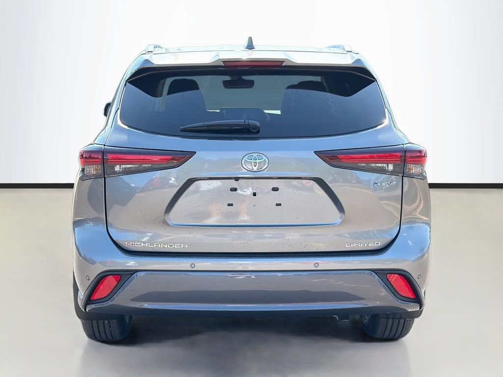 Used 2026 Toyota Highlander Limited AWD/4WD image 9