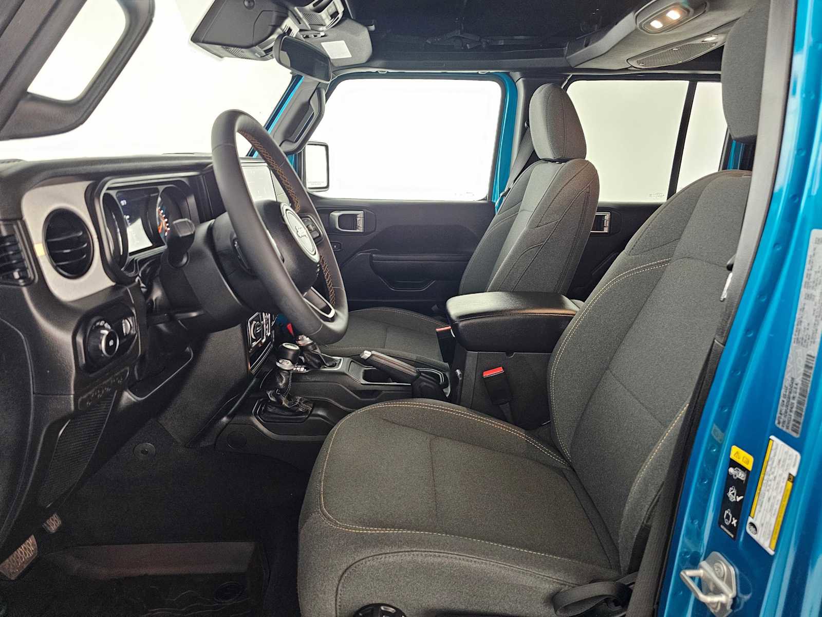 Used 2024 Jeep Wrangler Sport S image 20