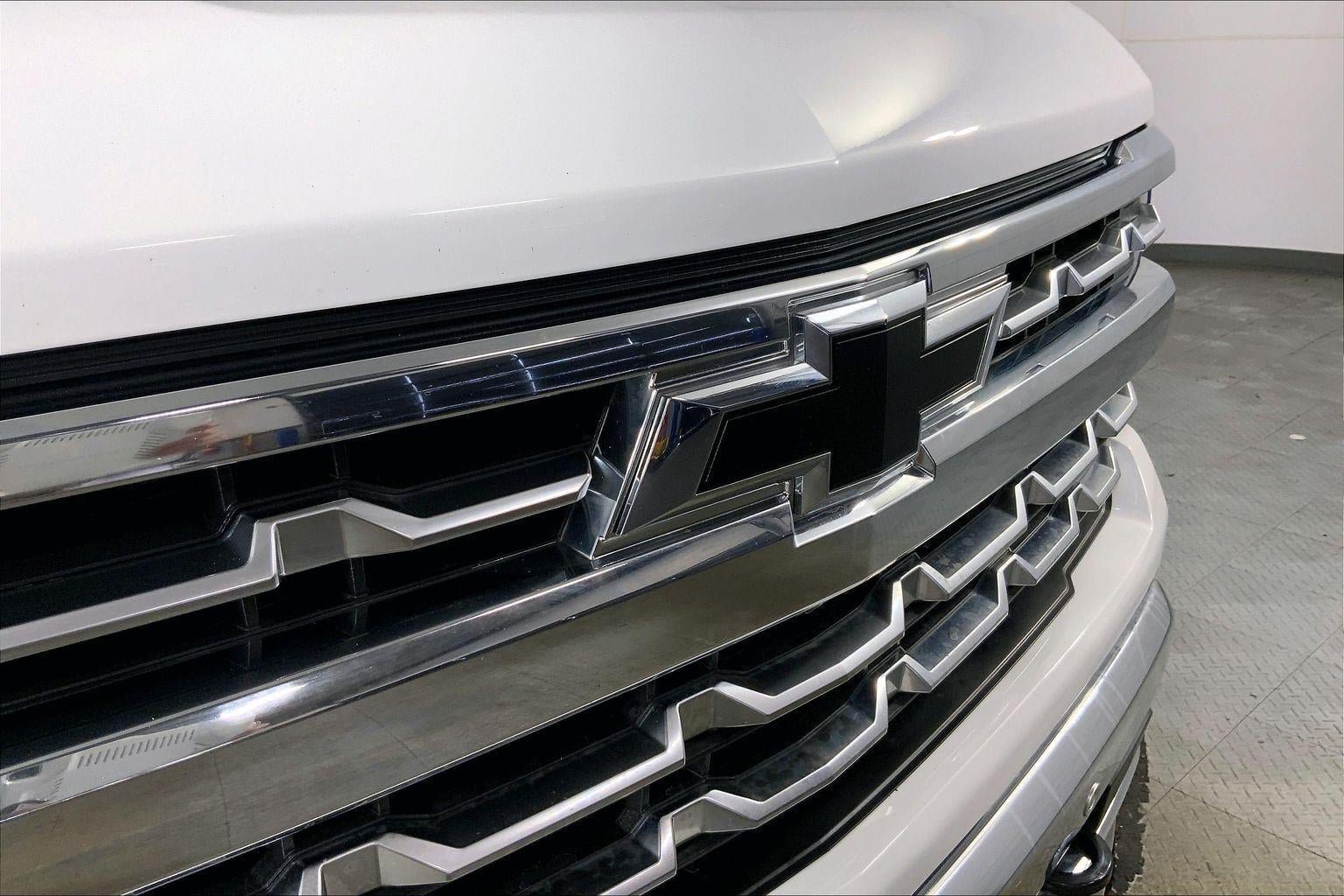 Used 2022 Chevrolet Silverado 1500 LTZ AWD/4WD image 29