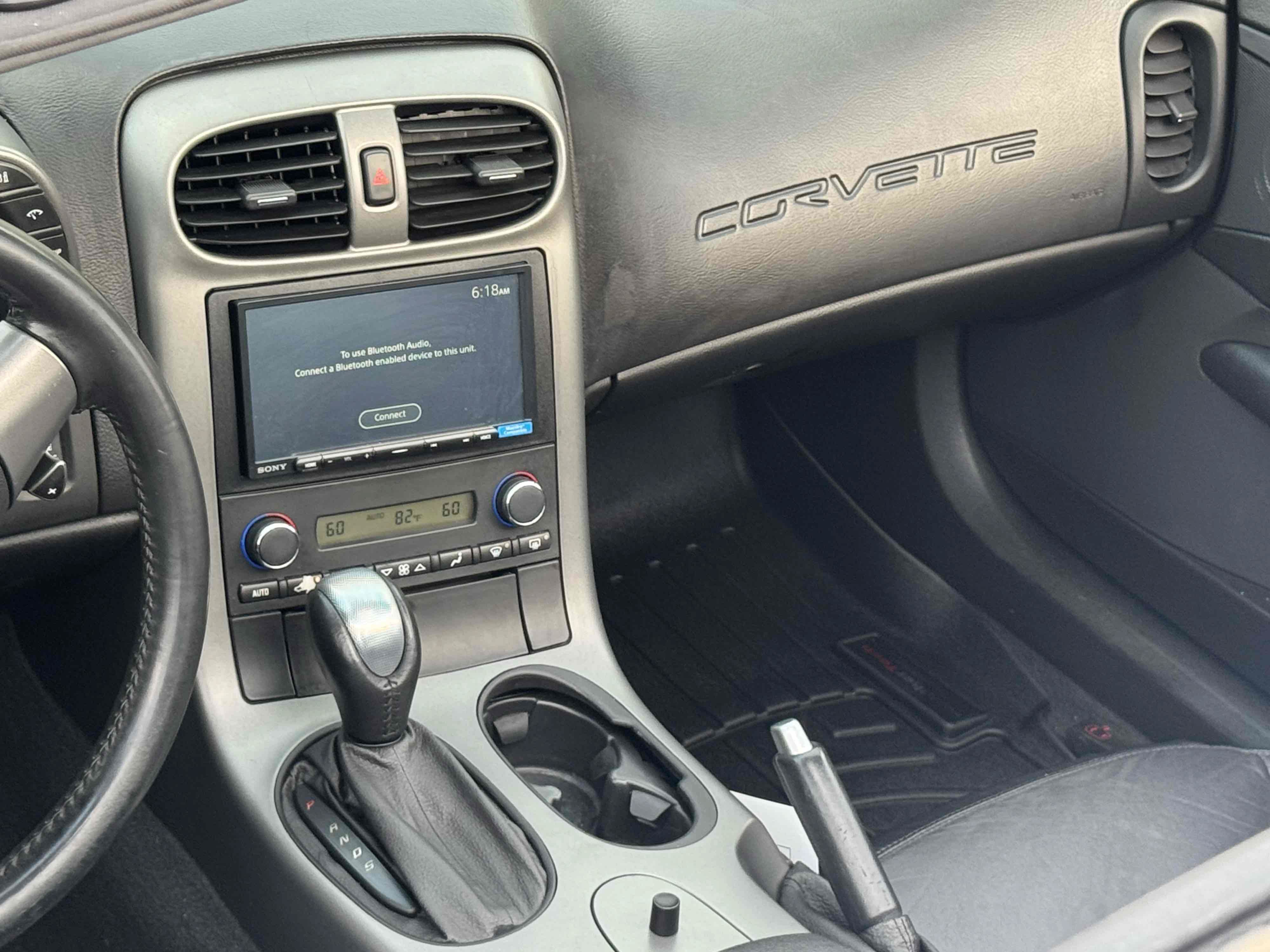 Used 2007 Chevrolet Corvette Coupe w/ Preferred Equipment Group RWD image 10