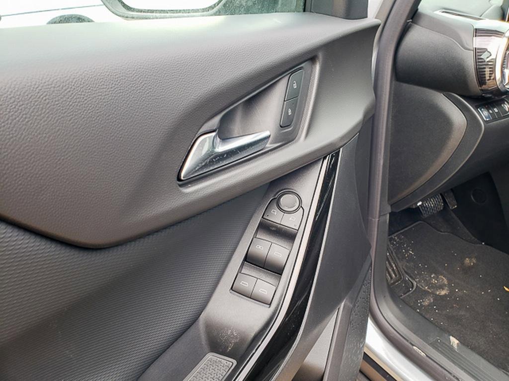 New 2026 Chevrolet Equinox LT w/ Midnight Edition image 10