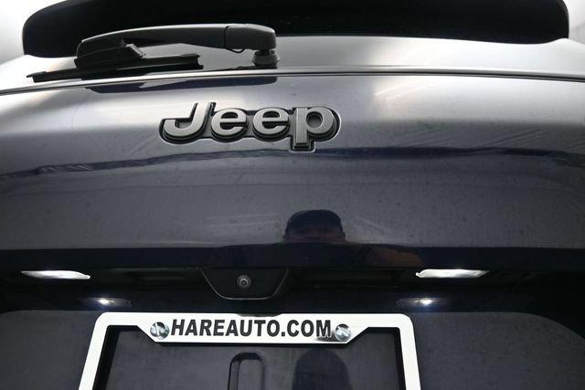 Used 2024 Jeep Grand Cherokee L Limited w/ Black Appearance Package AWD/4WD image 26