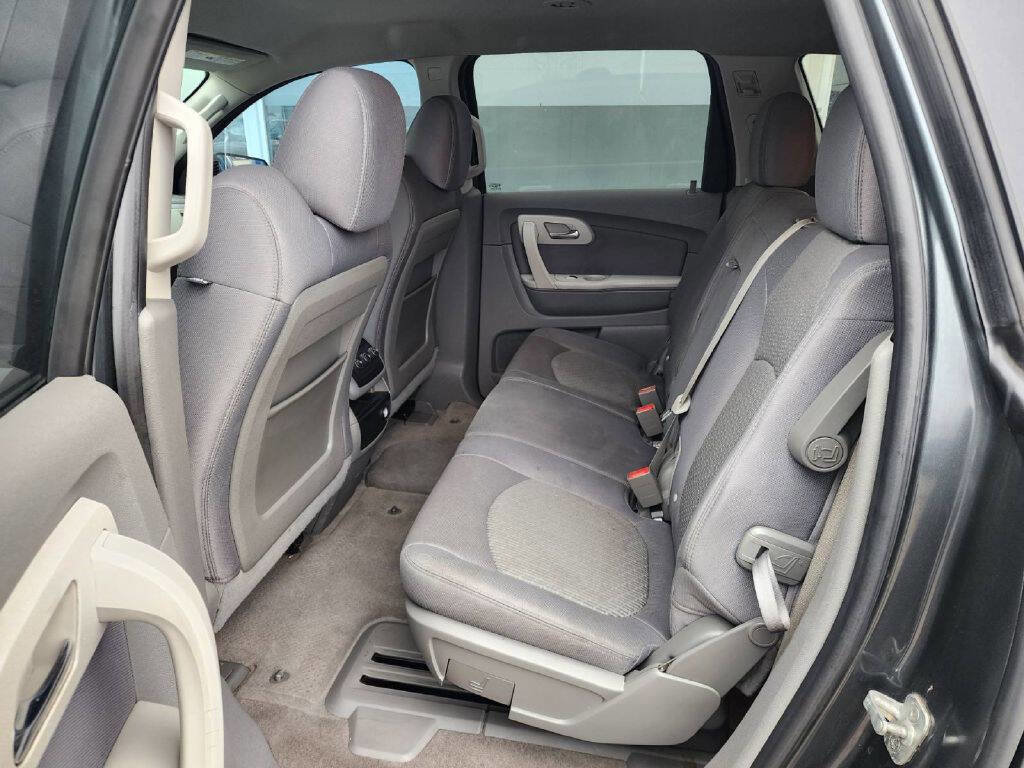 Used 2011 Chevrolet Traverse LS AWD/4WD image 11