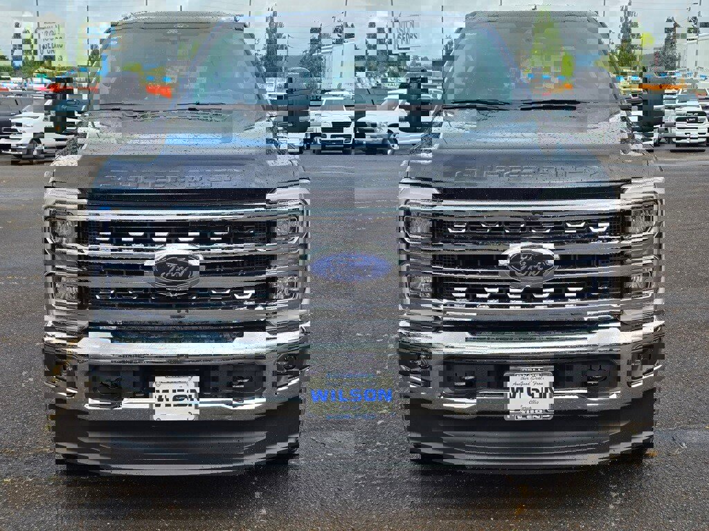 New 2025 Ford F350 Lariat w/ FX4 Off-Road Package image 3