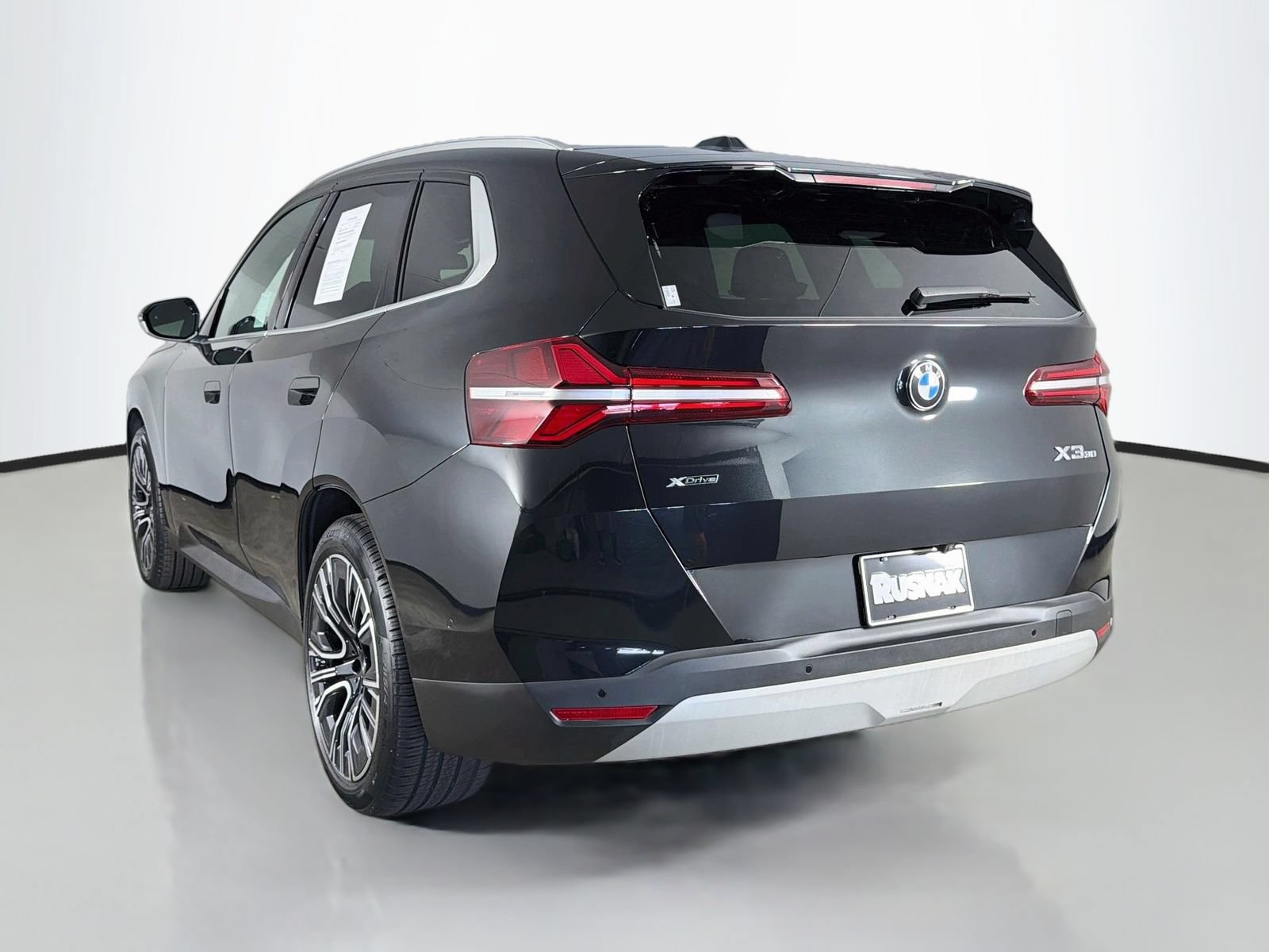 Certified 2025 BMW X3 xDrive30i w/ Convenience Package AWD/4WD image 5