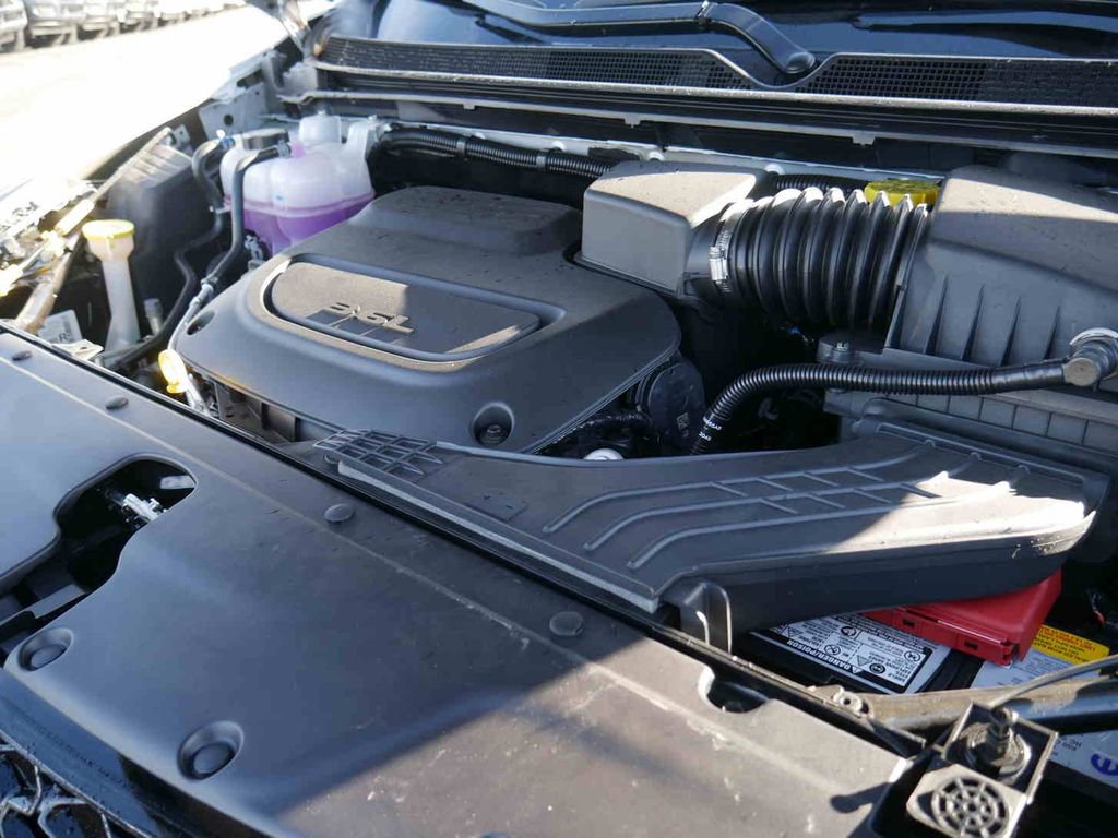 New 2026 Chrysler Pacifica Select image 10