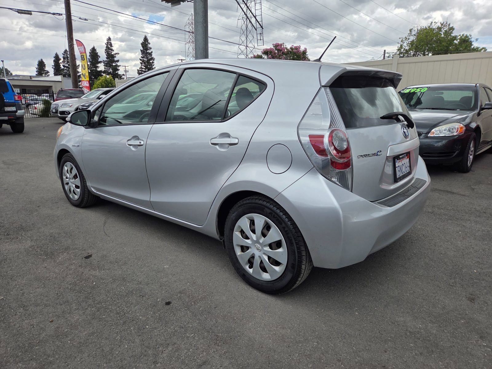 Used 2013 Toyota Prius C Two FWD image 2