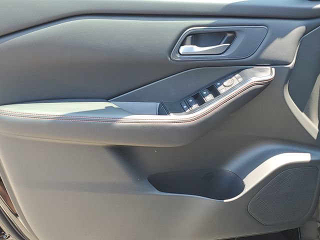 New 2026 Nissan Rogue SV AWD/4WD image 21