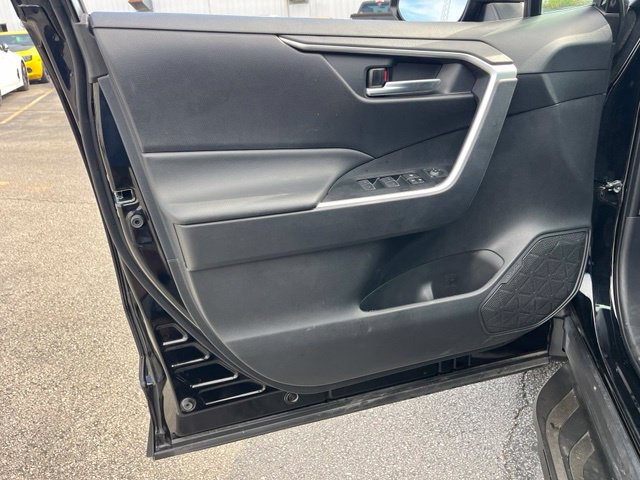 Used 2024 Toyota RAV4 XLE w/ Convenience Package AWD/4WD image 19