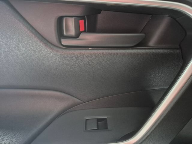 Certified 2020 Toyota RAV4 LE FWD image 29
